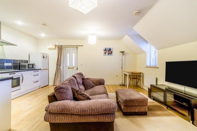 Lounge/Kitchen