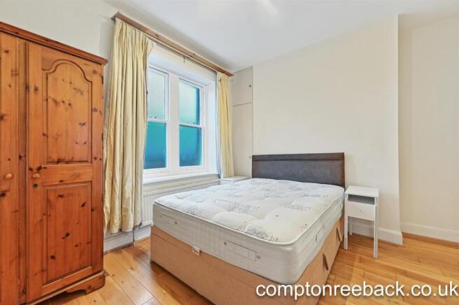 Master Bedroom (2).jpg