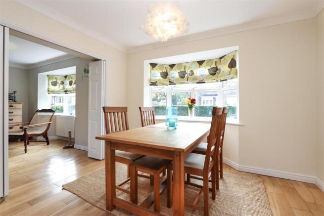 Dining Room.jpg