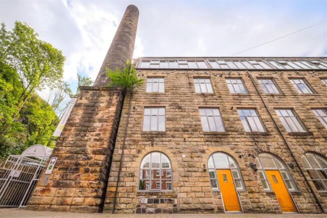 2 bed Apartment for sale Image 11