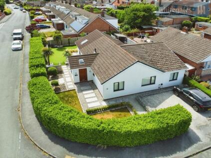 Huntsmans Corner, Borras, Wrexham, LL12