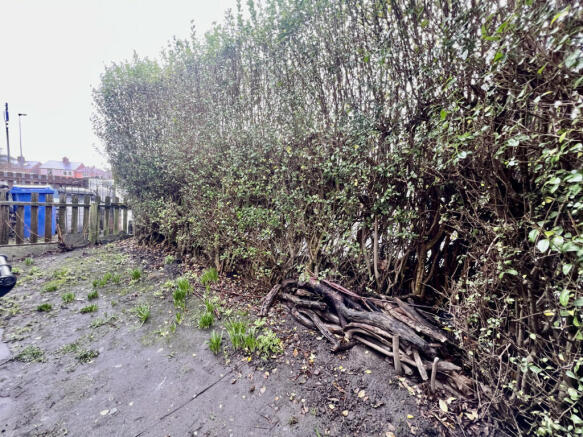 2 bed Terraced for sale Image 9