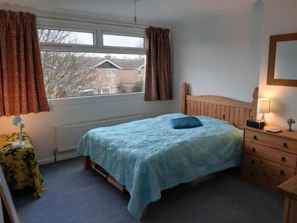 3 bed Semi-Detached for sale Image 7