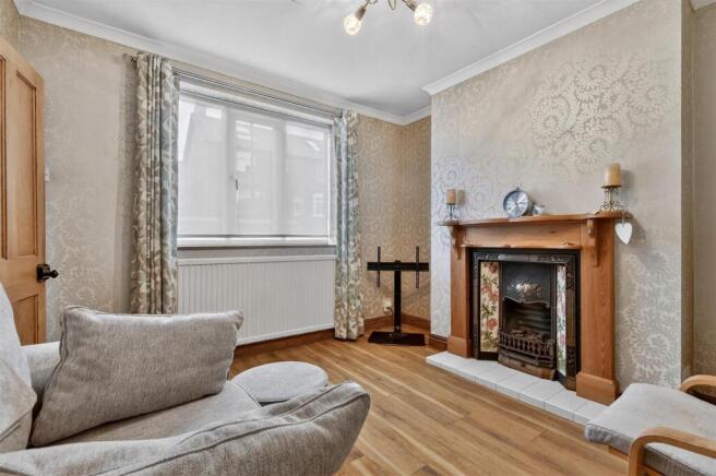 2 bed Semi-Detached for sale Image 6