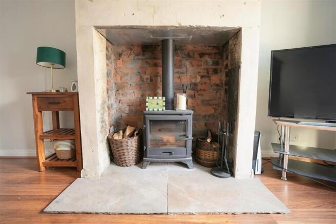 3 bed Terraced for sale Image 7