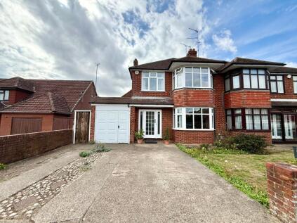 Sherborne Avenue, Luton, LU2