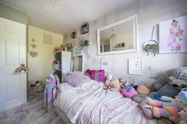Saffron Close, Royal Wootton Bassett, SN4 photo 5