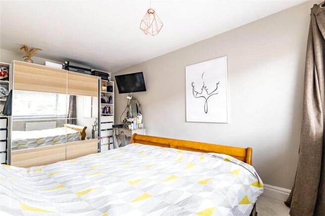3 bed Terraced for sale Image 10