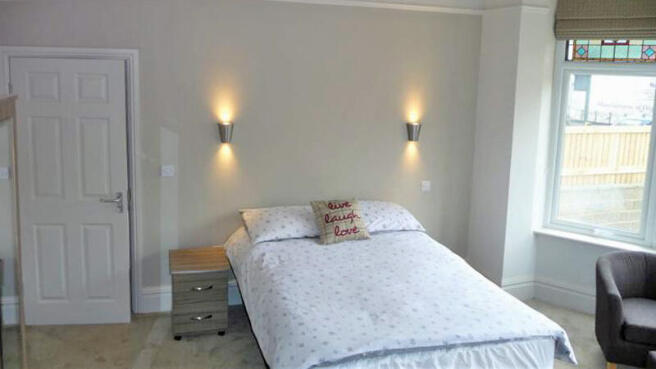5 bed House of Multiple Occupation for sale Image 7