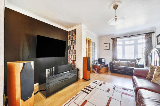 1311878-9-68527d8...