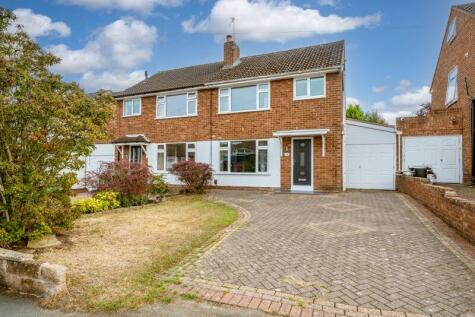 Court Crescent, Kingswinford