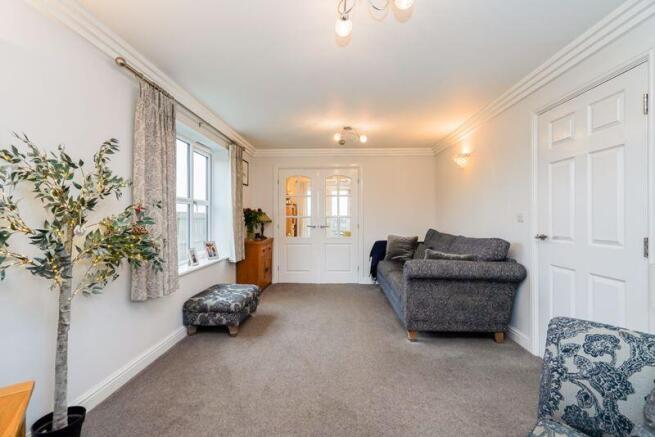 4 bed Detached for sale Image 12