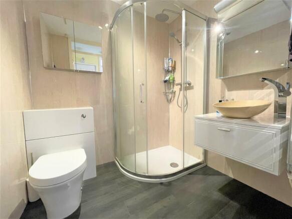 Shower room.JPG