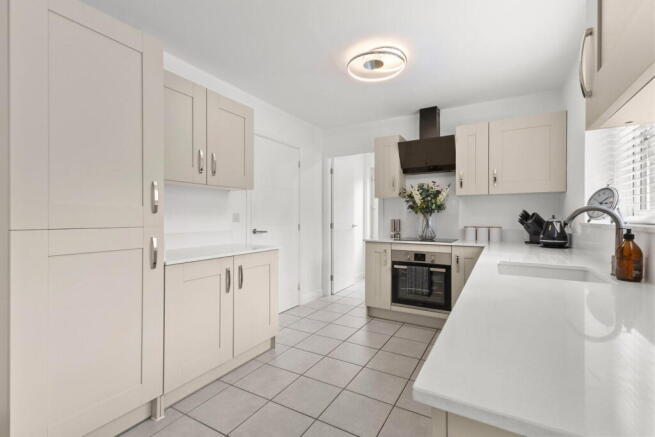 4 bed Detached for sale Image 4