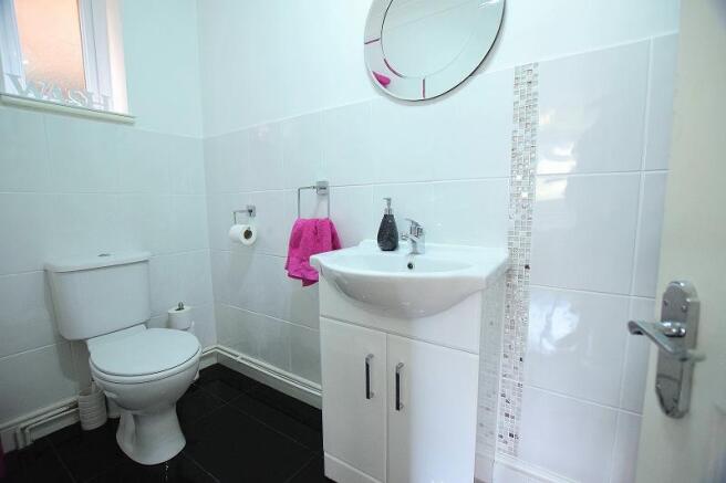 En-suite shower room 2