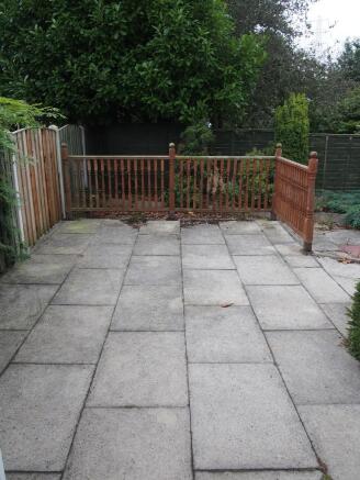 Rear yard/patio