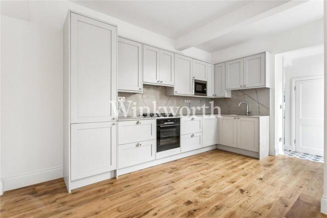Oakfield Road, London, N14 photo 4