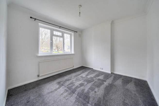 1435204-12-69c273...