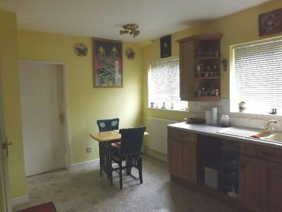 Kitchen pic 2