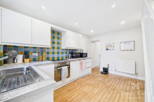 2 bed Semi-Detached for sale Image 4