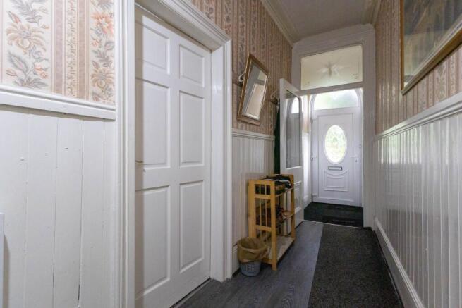5 bed Terraced to rent Image 4