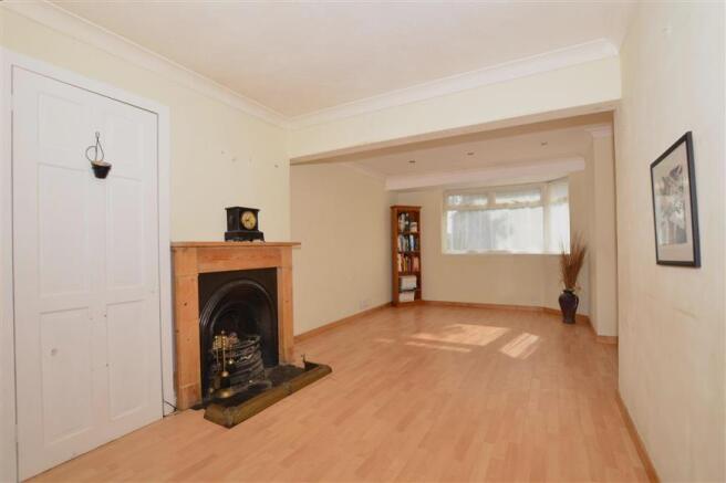 Lounge/ Dining Area