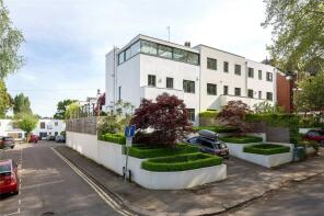 48, Shepherds Hill, Hornsey, London N6 5RR