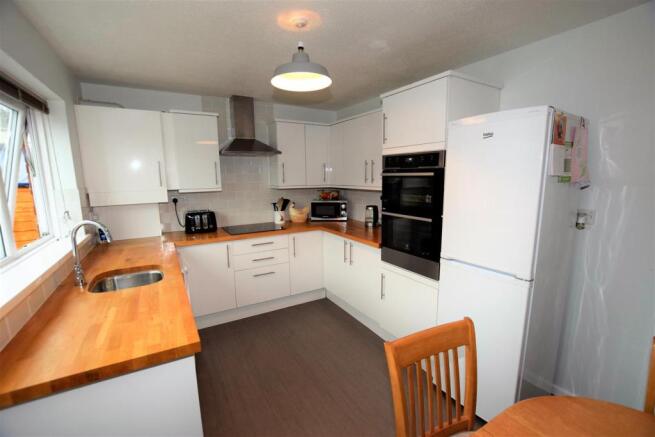 Kitchen / Breakfast Room