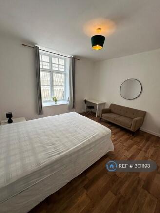 Bedroom 1 (Left)
