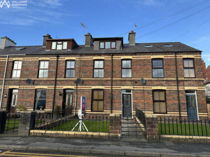Ffordd Caergybi, Llanfairpwll, Anglesey, LL61
