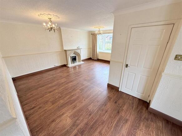 3 bed Detached Bungalow for sale Image 7