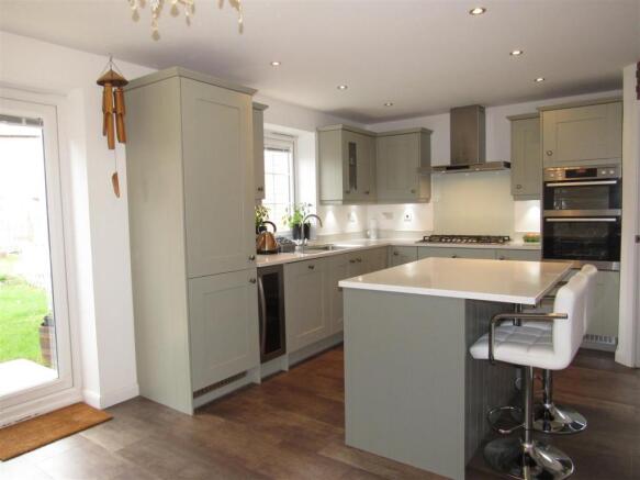 Living Kitchen Diner