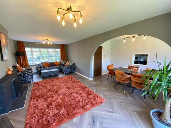 3 bed Detached Bungalow to rent Image 9