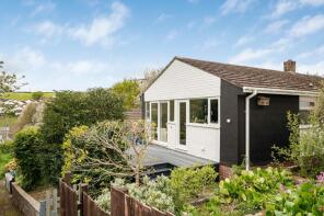 12, Lake Avenue, Teignmouth TQ14 9LL