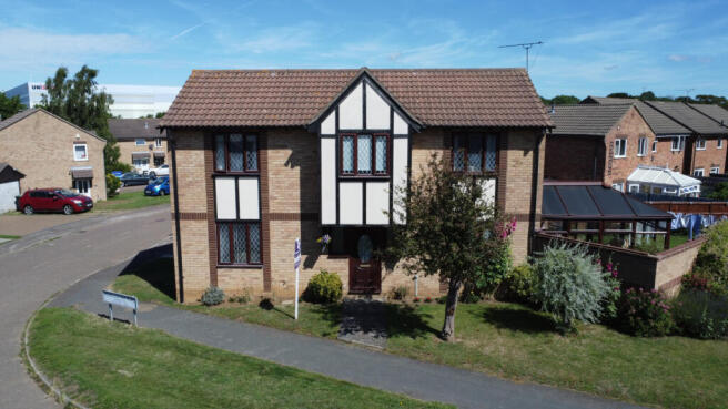 4 Bedroom Detached for Sale in Rendlesham Road, F