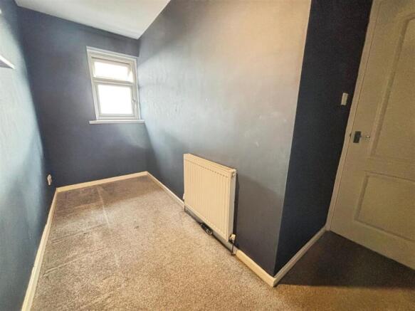3 bed Semi-Detached for sale Image 11
