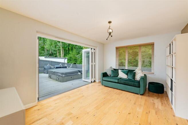 9 Lime Grove Dundee-14.jpg