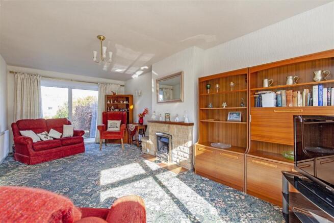 Reception Room-3.jpg