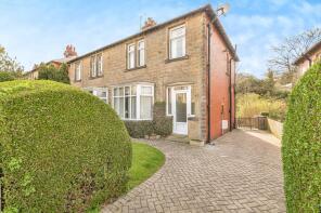 6, Newsome Road South, Berry Brow, Huddersfield HD4 7PT