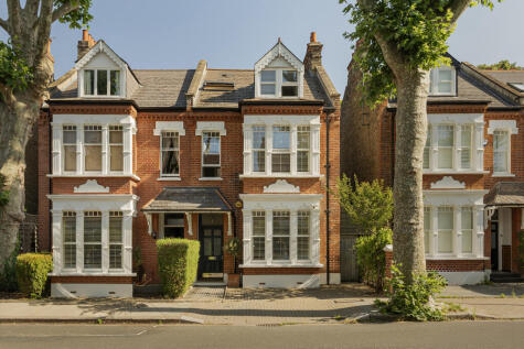 Thornton Avenue, Chiswick, London, W4