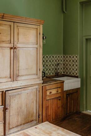 4 bed Terraced for sale Image 12