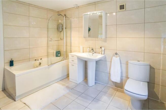 Master En-suite