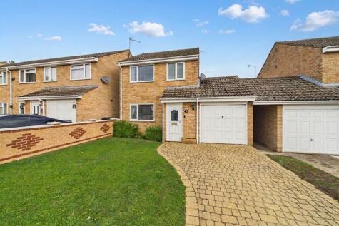 Tennyson Way, Thetford, IP24