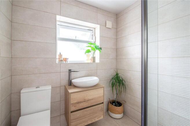 3 bed Bungalow for sale Image 12