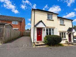 10, Oak Moor Drive, Launceston PL15 9FA