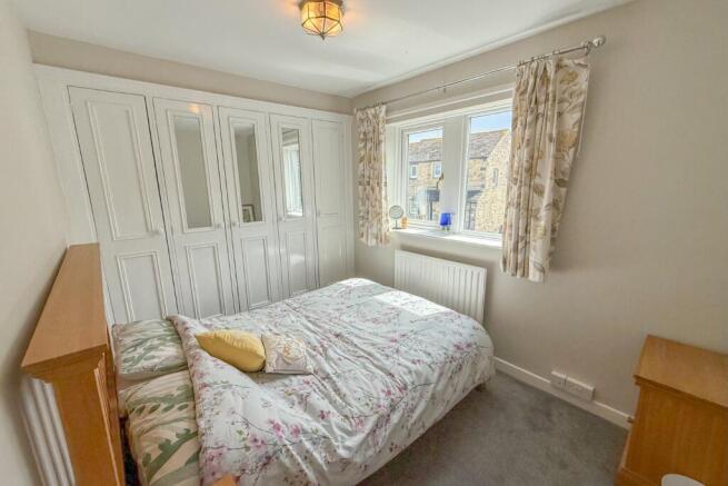 3 bed Semi-Detached for sale Image 7