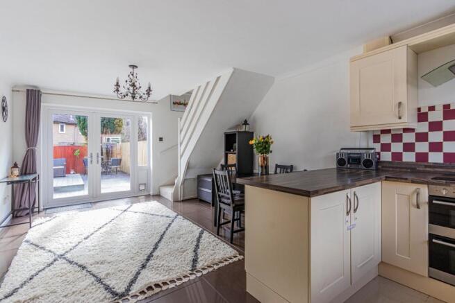Kennington Close 13-15.jpg