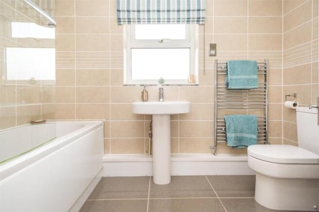 Master Ensuite