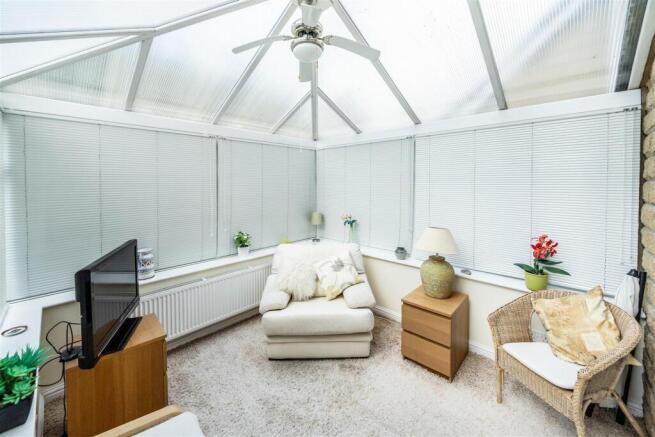 3 bed Detached for sale Image 10