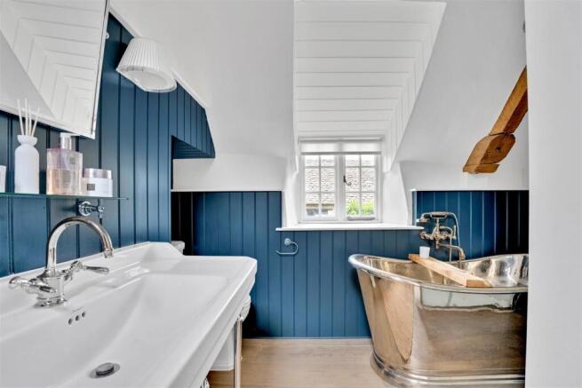En Suite Bathroom